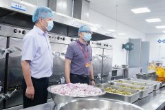  从快查处“四风”